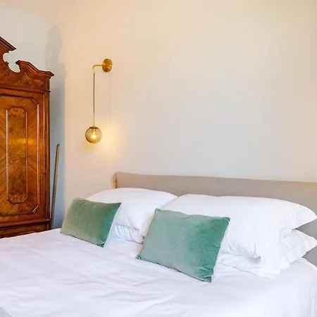 New, Hideaway, Nesso, Casa Yaniv Tatil Evi *